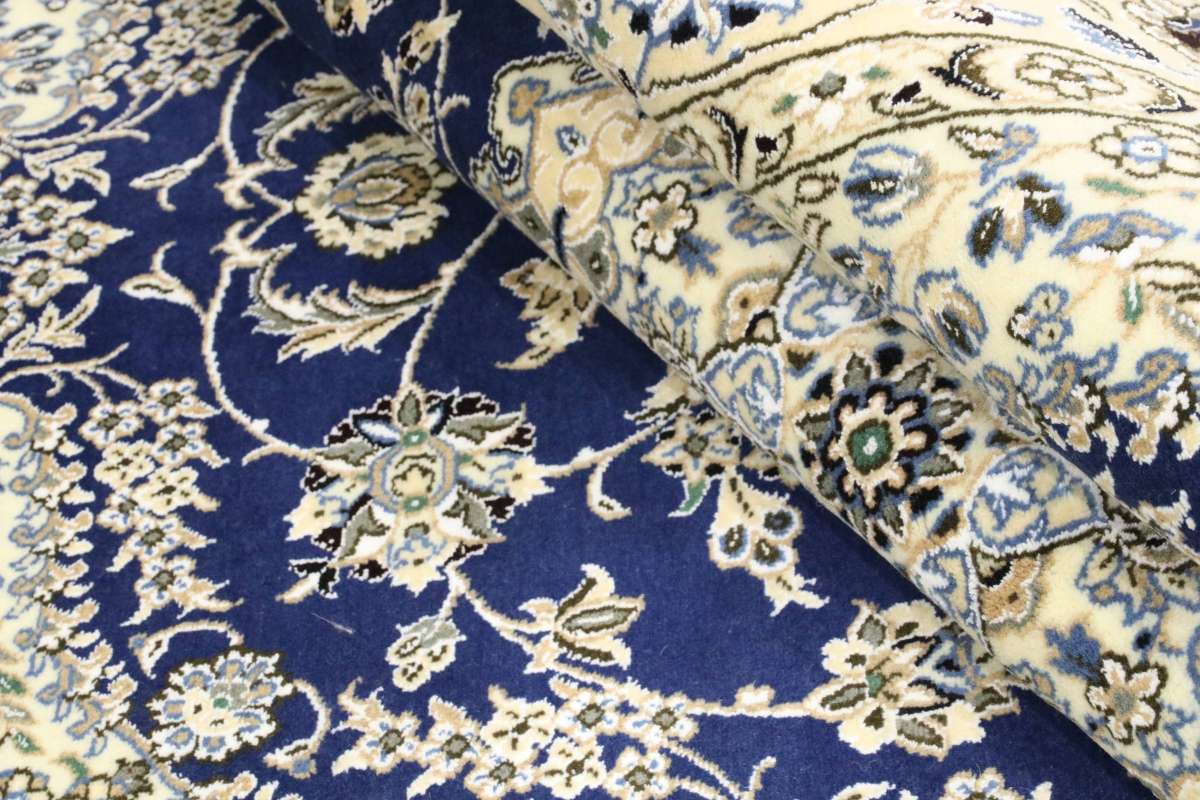 Naïn Emilia - Bleu Clair 250 x 250 cm Tapis